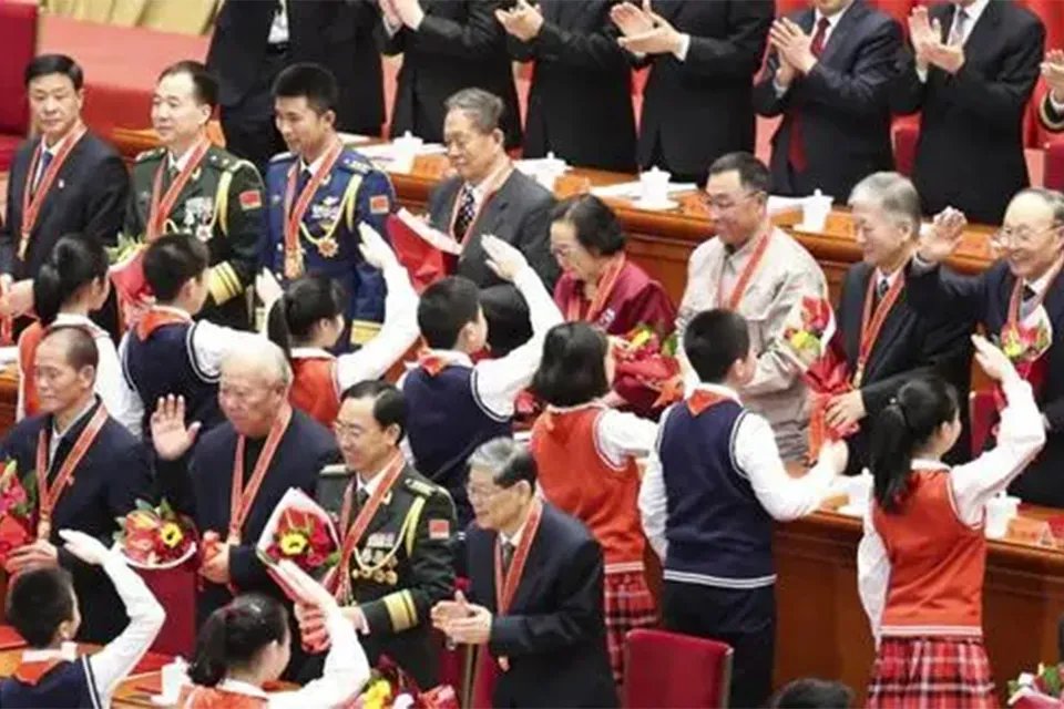 共和国勋章享受什么级别待遇 共和国勋章去世后要交回吗