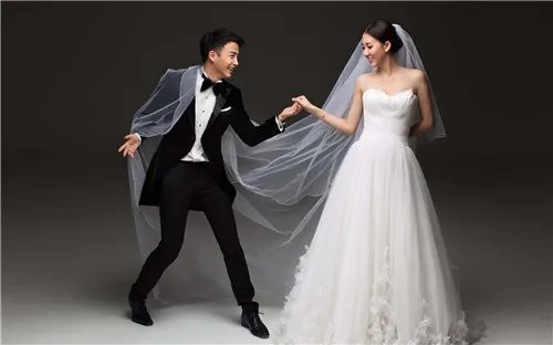 做婚纱的注意事项 挑选婚纱的技巧