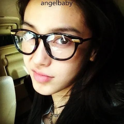 全球女星素颜大PK图赏 只有真女神敢晒素颜照！