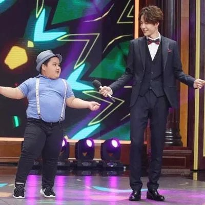 为什么王一博可以主持天天向上？