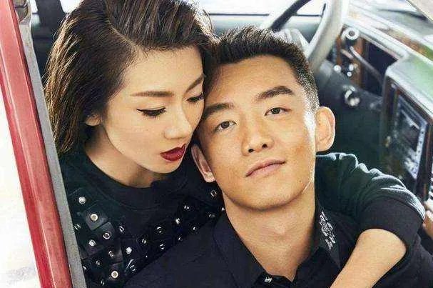 郑恺在片场弃工作服侍女友，郑恺公开的女友有哪些？