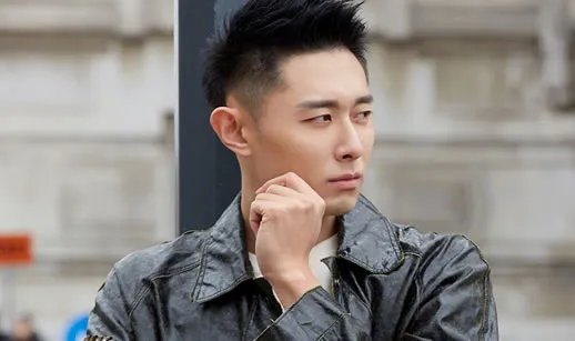 买超个人资料家庭背景：买超父亲是买建明吗