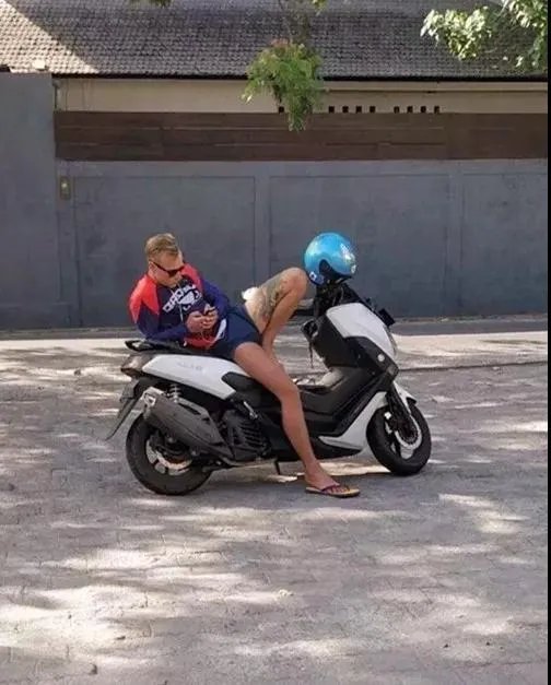 一男一女摩托车上打野战?这些错觉图片让你大开眼界