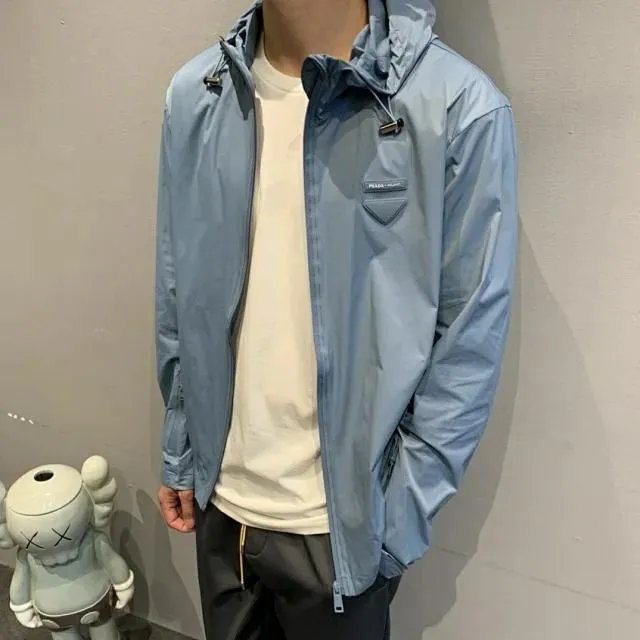 普拉达的服装风格是什么？