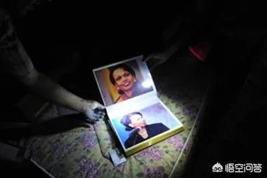 卡扎菲心中女神赖斯，地下室出生从政15年，为何受2位美国总统信赖？