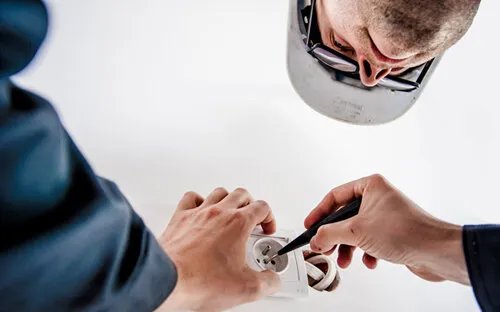 学电工有前途吗 电工培训多少钱 怎么考电工证书