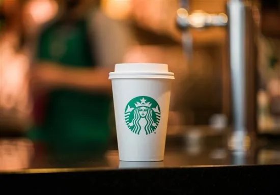 “星巴克之父”宣布永久卸任CEO：已找到新掌门人