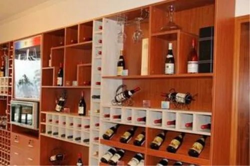 红酒酒架的作用 如何选择红酒酒架