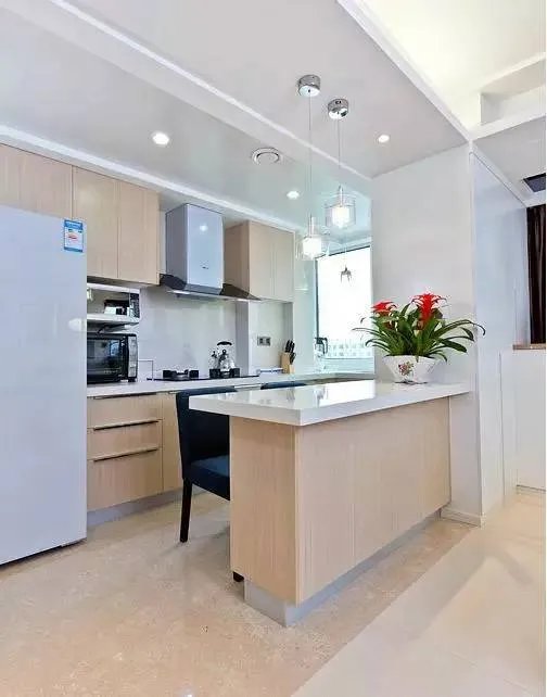 心机深的男人如何让你爱上回家，答案就在就餐时！