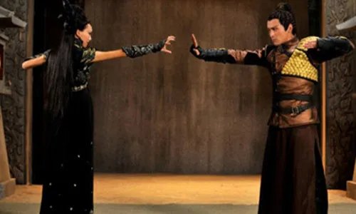 轩辕剑胡歌唐嫣吻戏曝光 十分凄美缠绵