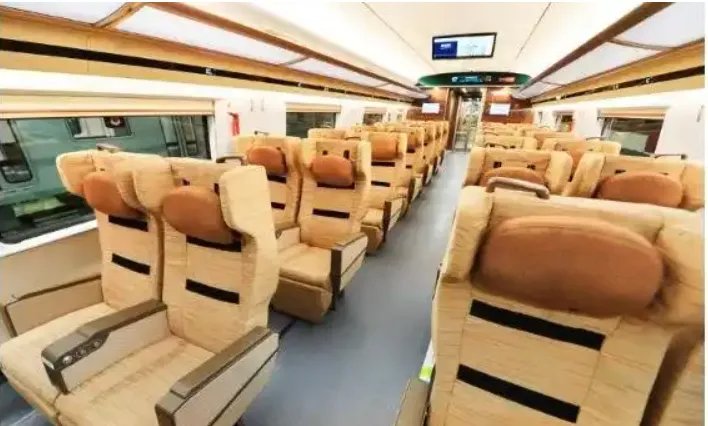 阿迪达斯男士沐浴露女生能用吗