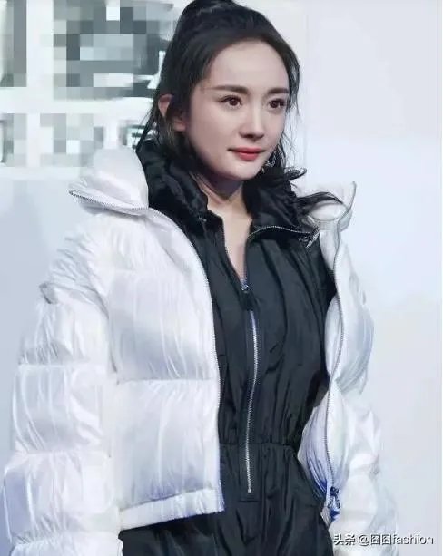 杨幂和魏大勋被拍到前后脚进同一家酒店，已经被多次拍到的两人为何迟迟不官宣恋情？