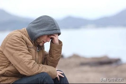 妻子回娘家照顾年迈的父亲，我却过起了单身生活，我该怎么办？