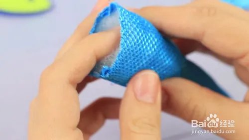 如何制作一个漂亮的美人鱼芭比娃娃？