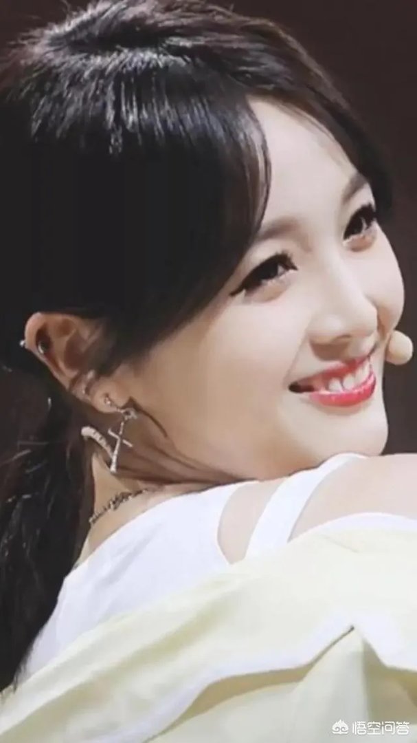 你有没有一个人，分开并不是不爱，后面一直不联系，却隐藏在心中？