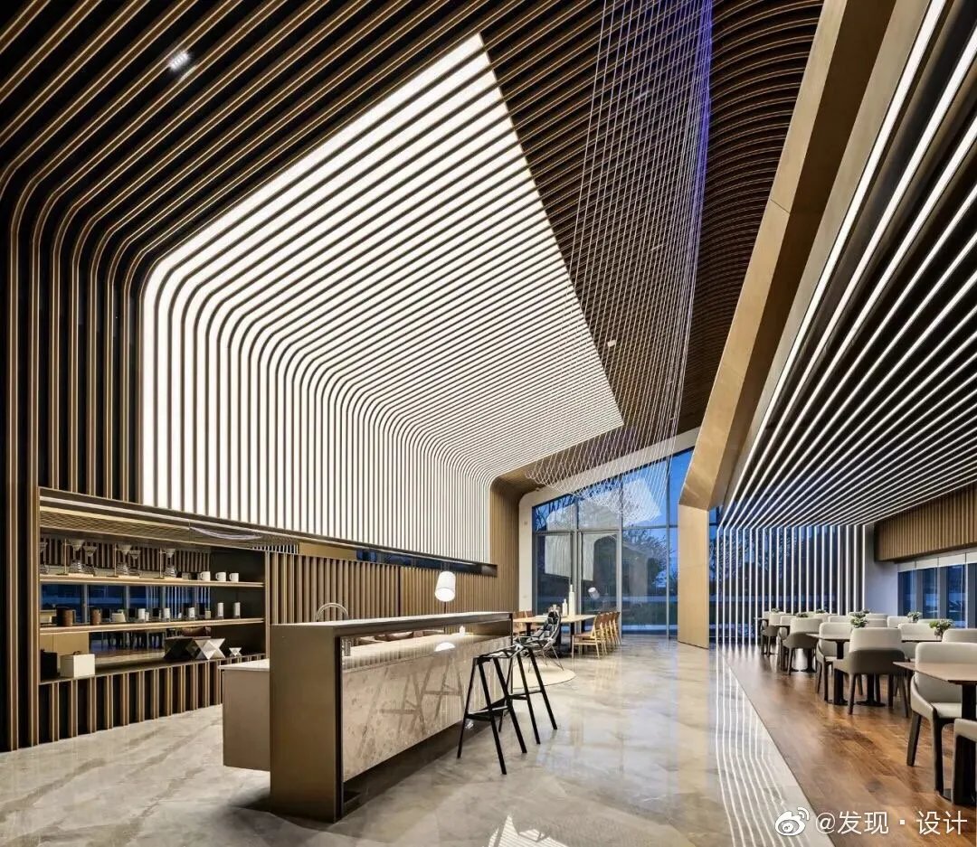 跨越时间与空间界限的现代城市艺术中心——达观国际华夏幸福·德...