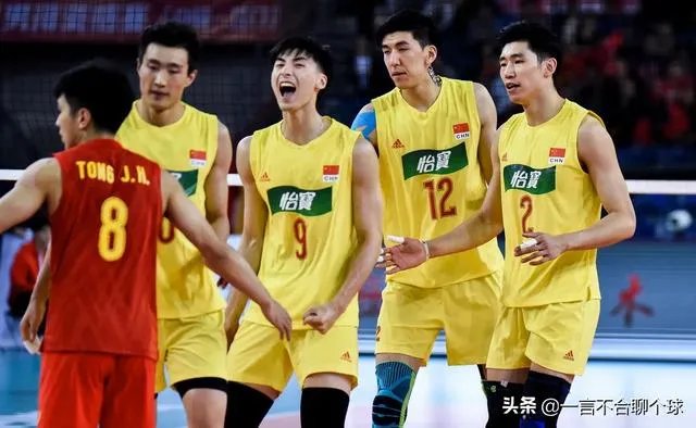 中国男排0:3完败伊朗仍晋级半决赛，如何评价两队全方位差距？