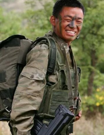 王宝强片酬是多少亿？网曝王宝强片酬三级跳直逼赵薇