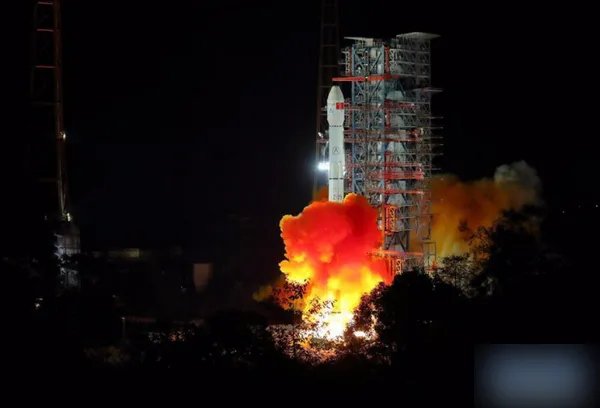 嫦娥四号探测器使用什么火箭发射的长征3a长征3b长征3c？