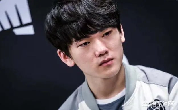 IG输V5，S8冠军沦为送分童子，网友：看看Theshy全场买了几个眼，你有何看法？