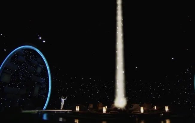 如何看待千人通过5G视频连线一同背诗这件事?