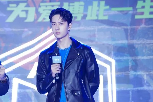 王一博说太累的时候会心疼自己，他是怎么心疼自己的呢？