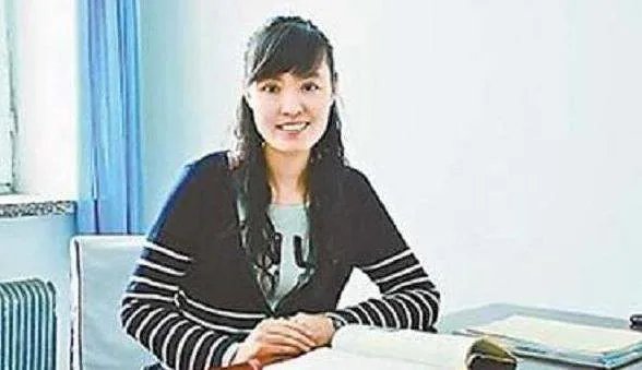 还记得最美老师张丽莉吗?双腿残疾怕拖累丈夫主动离婚,后来怎么样了?