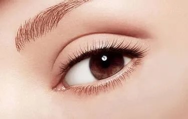 北京割双眼皮手术多少钱呢