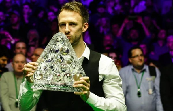 特鲁姆普的职业生涯是怎样的？