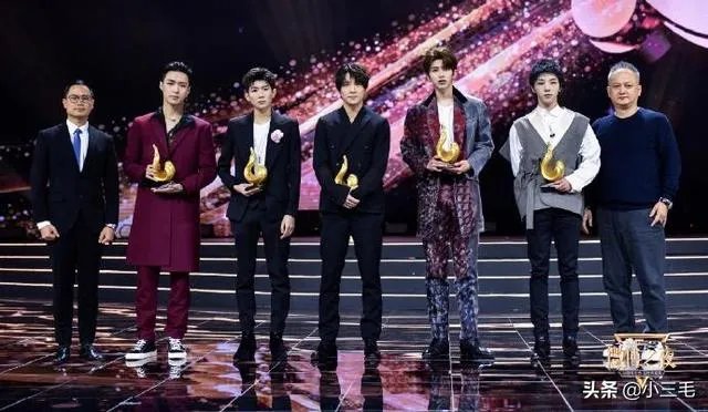 怎样看待这次微博之夜年度人物？