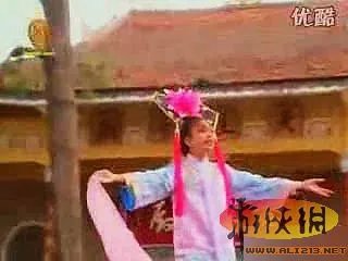 越南翻拍还珠格格 神剧雷瞎双眼网友哭爹喊妈