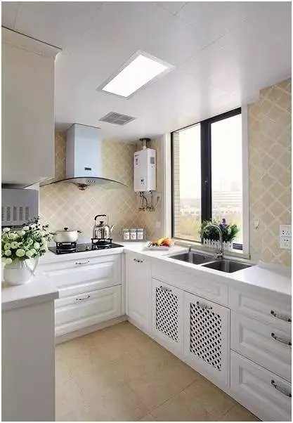 心机深的男人如何让你爱上回家，答案就在就餐时！