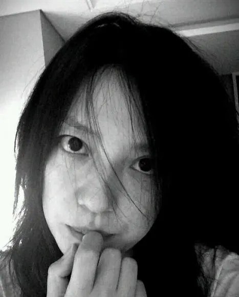 全球女星素颜大PK图赏 只有真女神敢晒素颜照！