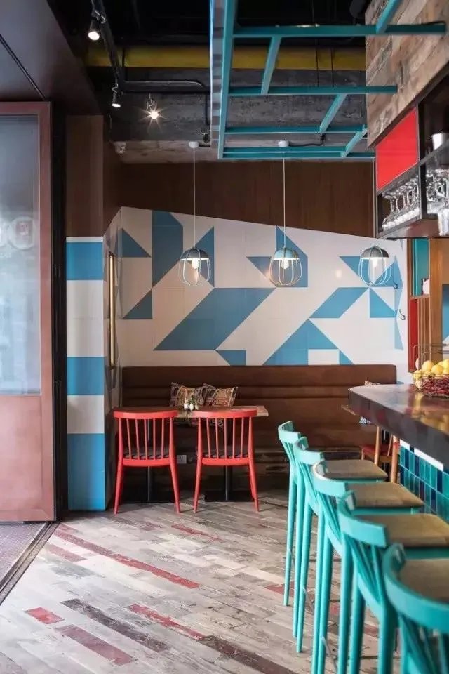 2018年现代轻奢流行色彩搭配大全