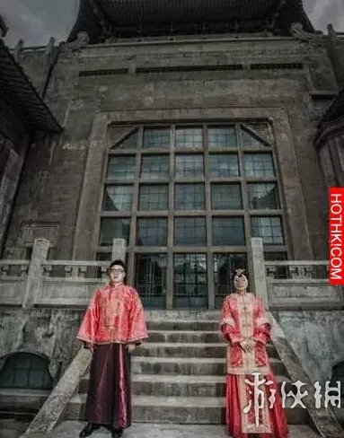 确定没欠摄影师钱？结婚照拍成冥婚照？这下场好惨啊