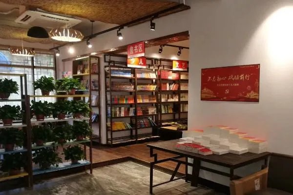 全球最奇葩餐厅，竟有一个在水里面，是咋回事？