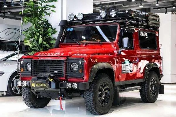 世界十大越野车排名 奔驰乌尼莫克外形霸气越野鼻祖