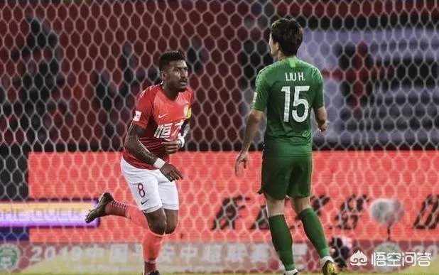 马德兴吐槽:恒大投机成性，靠归化！拿冠军也无意义！中超联赛已经变味！你同意吗？