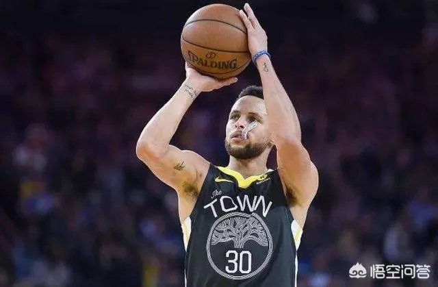西部季后赛勇士121：104快船，库里38+15+7他是球队获胜的关键球员吗？
