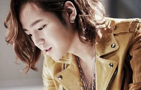 张根硕家庭背景如何  他的女朋友到底是谁？