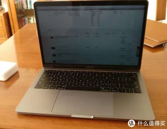 #原创新人#香港入手new MacBook Pro touch版本 + iPhone 7 plus