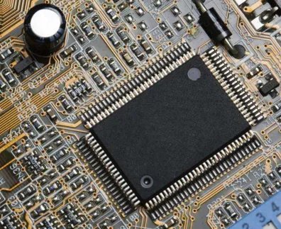 电脑主机内部结构图是什么样的？