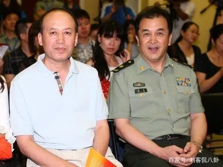 黄宏上午被免职，下午就被带走，如今多年过去了他过得怎么样？