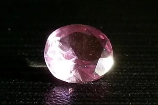 世界十大最贵的石头 塔菲石每克拉3.5万美元，最后一种很少见