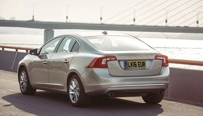 隐私玻璃需要贴膜吗 汽车隐私玻璃需要贴膜吗