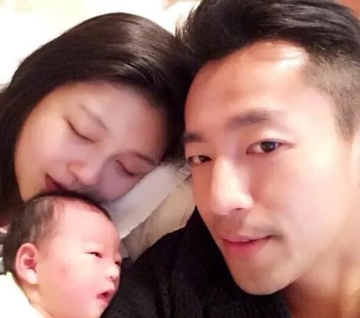 大s产女照片曝光 张兰直夸她是我的骄傲