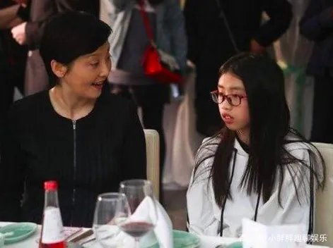 徐帆和两个女儿相处的怎么样了？