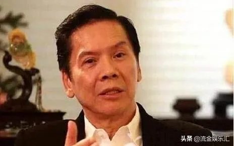 周星驰真的反水向华强了吗？星爷为何不怕向华强？