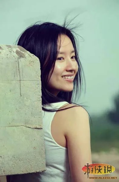 董洁与王大治相恋 盘点征服白富美明星的屌丝们