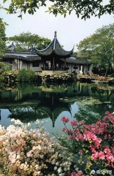 上联：互联互通万户喜；请接下联？